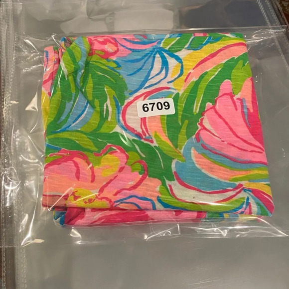 Lillt Pulitzer So A Peeling Elephant Print Arya Tank Top 16709 - Picture 13 of 13